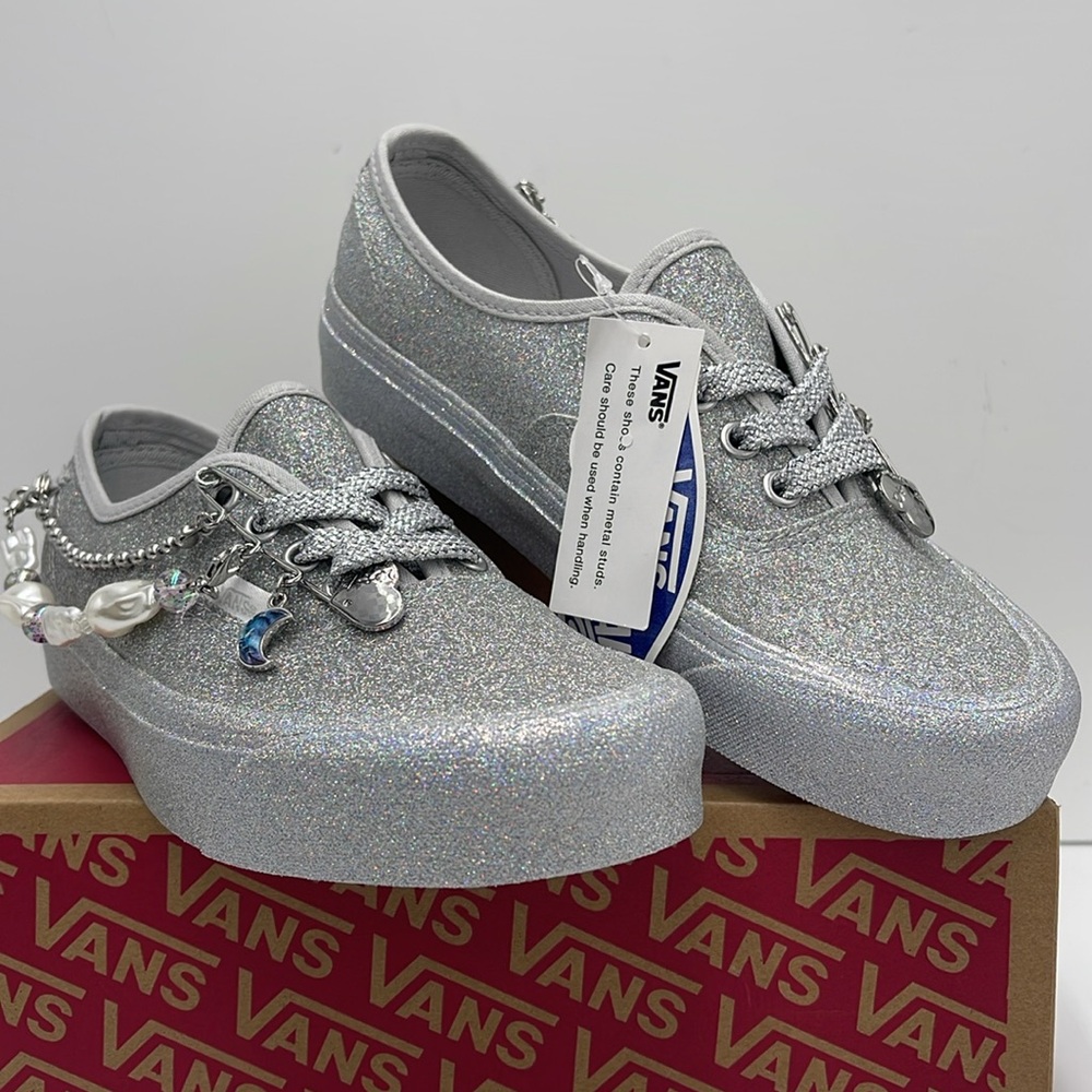 Vans WMNS Authentic 44 D Cosmic Traveler Pearl Gre
VN0A7Q5CPEA Sneakers - Picture 5 of 16